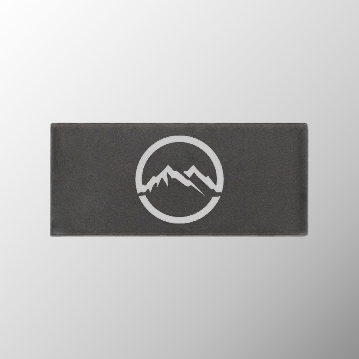 Circle Mountain Badge