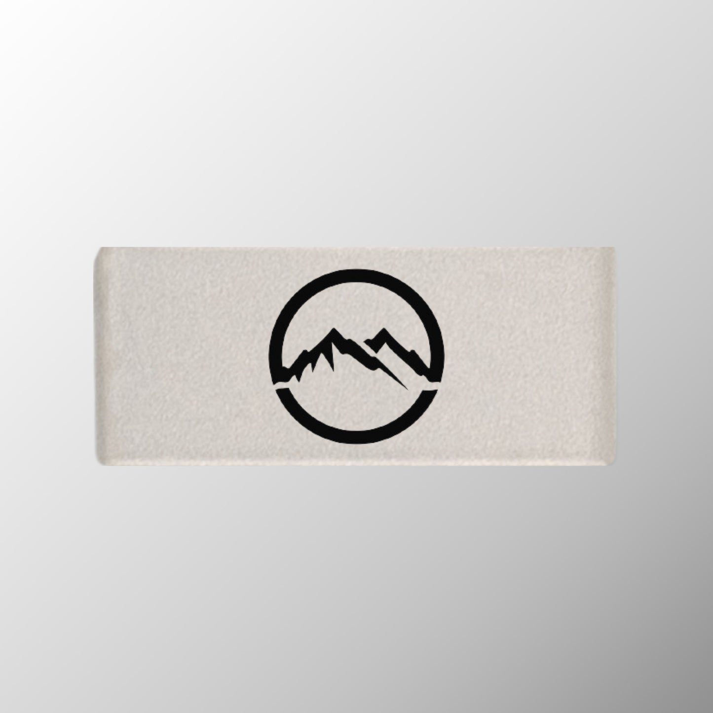 Circle Mountain Badge